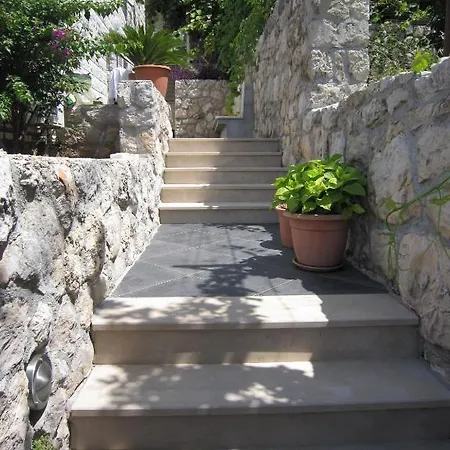 Apartments Mirela Mlini Exterior photo