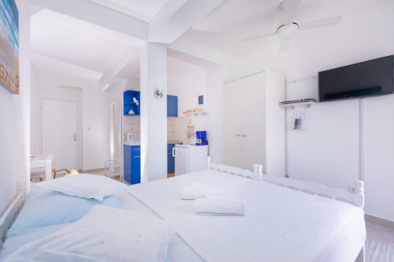 Mirela Apartment *