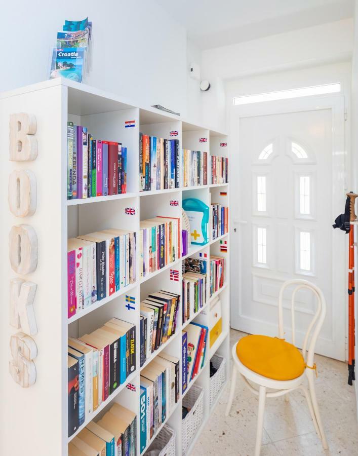 Apartment Mirela Mlini